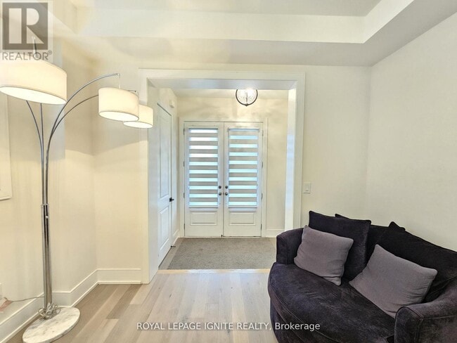 Photo - 48 Duxbury Rd