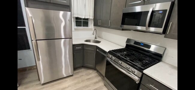 Photo - 112 Marshall St Unidad 2