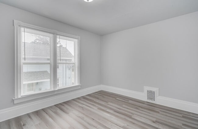 Photo - 396 S Hickory St Unit 396 1/2 S. Hickory St.