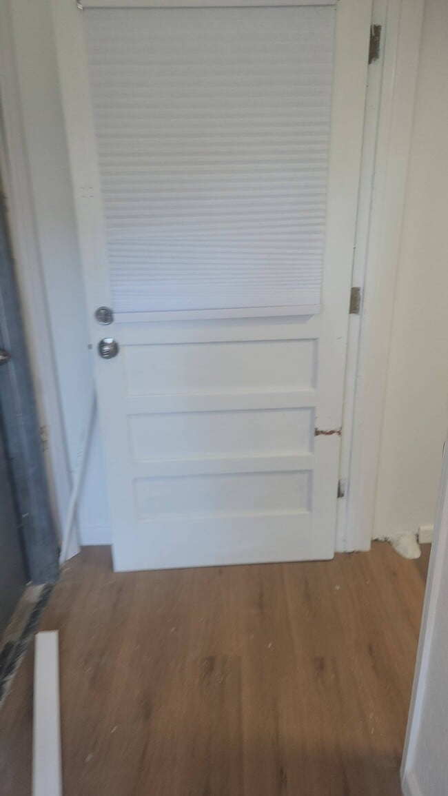 Building Photo - 441 Meacham Ave