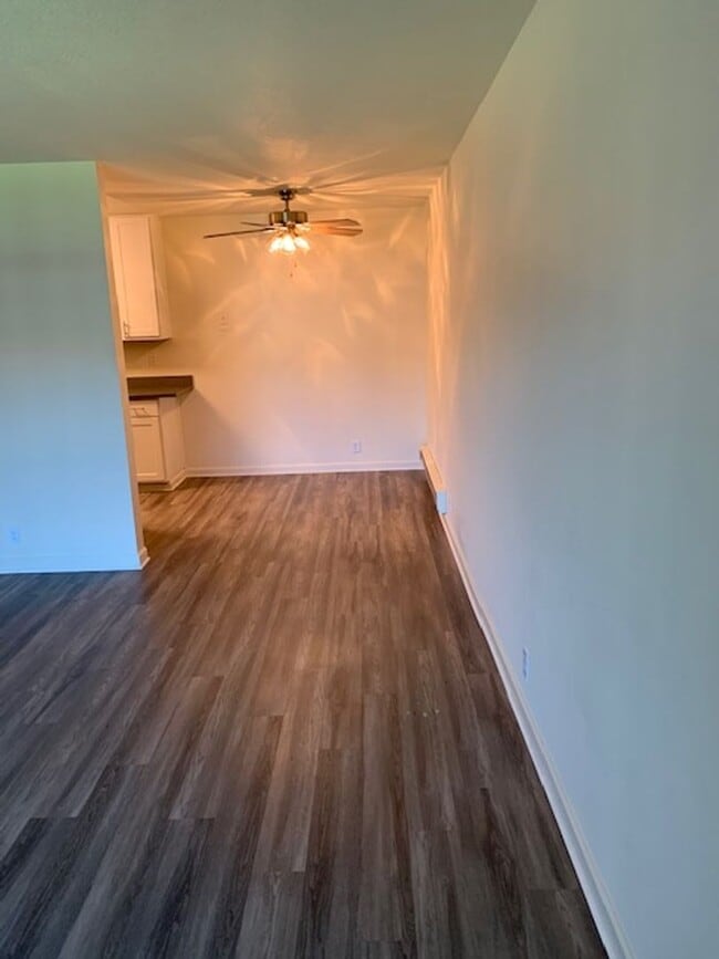 Photo - Willow Park Apartments