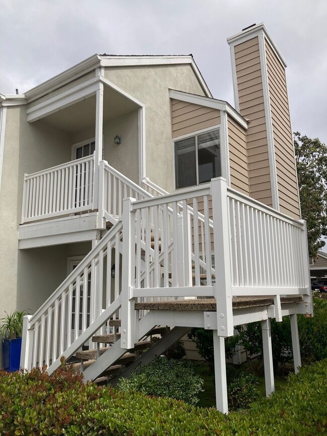 2 Bedroom 2 Bathroom upper unit near Stran... - 2 Bedroom 2 Bathroom upper unit near Stran... Casa