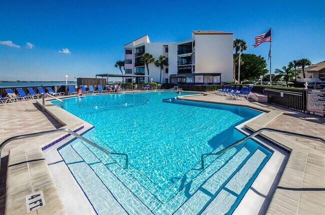 5541 PUERTA DEL SOL Blvd Unit 316