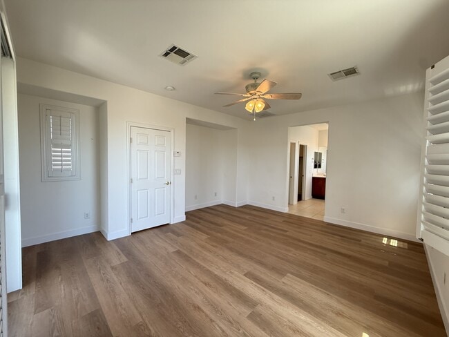 Photo - 11909 Menchaca Ln