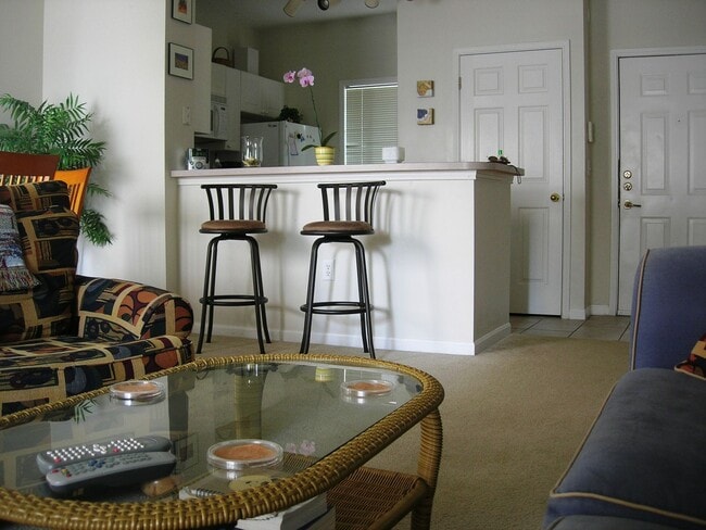 Photo - 571 Water St