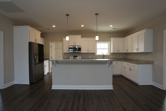 Photo - NEW 2 Bedroom Cottage Available TODAY!