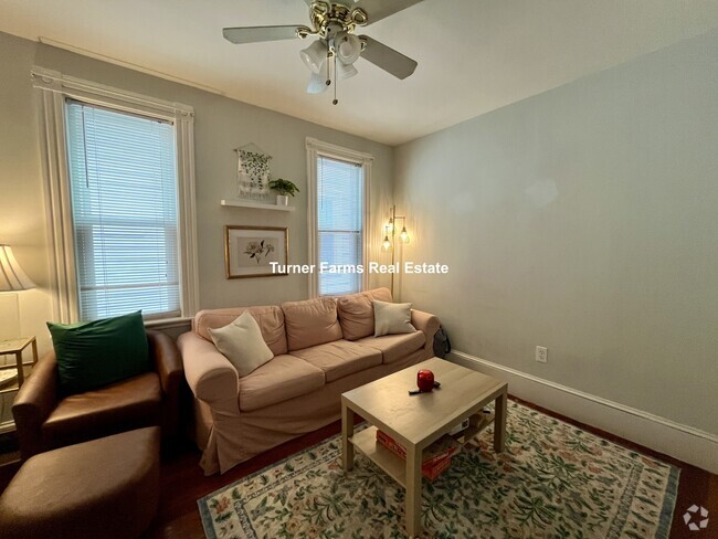 Building Photo - 65 Roseclair St Unit 1 Rental