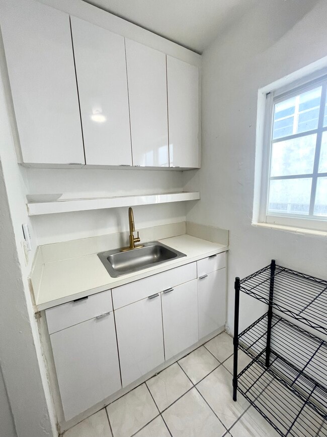 COCINA - Lincoln Road Apartments