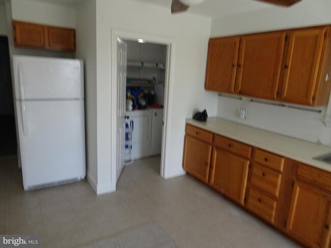 Photo - 213 E 2nd St