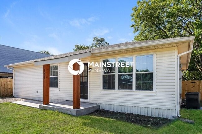 Building Photo - 3 Bedroom Pet-Friendly Home in CRANDALL, TX with Main Street Renewal