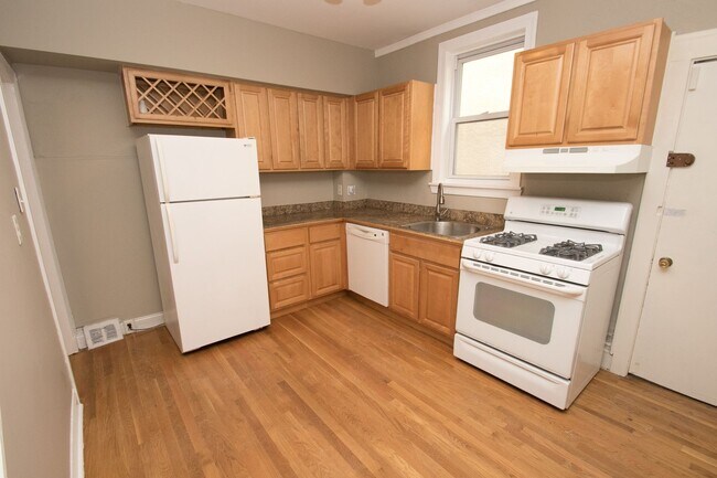 Photo - Three Bedroom Home in Graduate Hospital