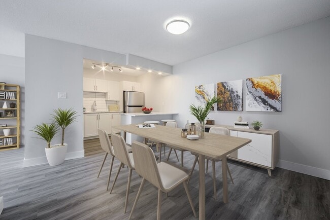 Building Photo - Forest Lane Apartments