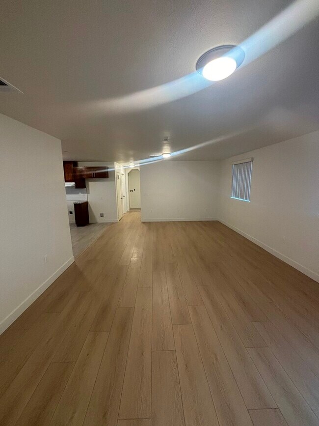 Photo - 438 W 71st St Townhome