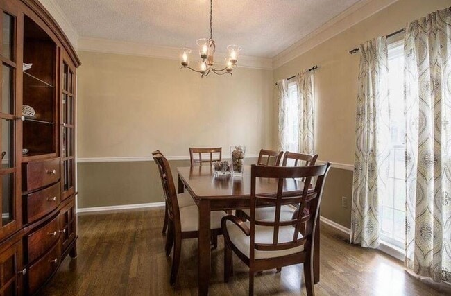 Photo - Beautiful 4 Bedroom in Blue Valley Schools