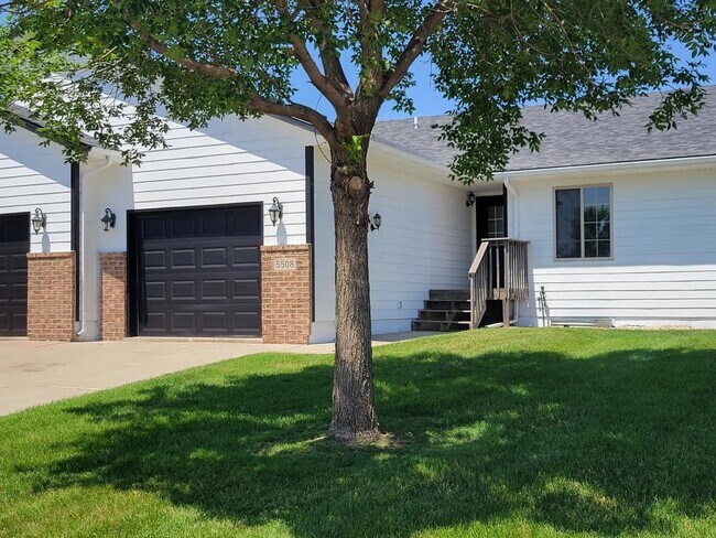 Photo - 5400 W Rebecca St