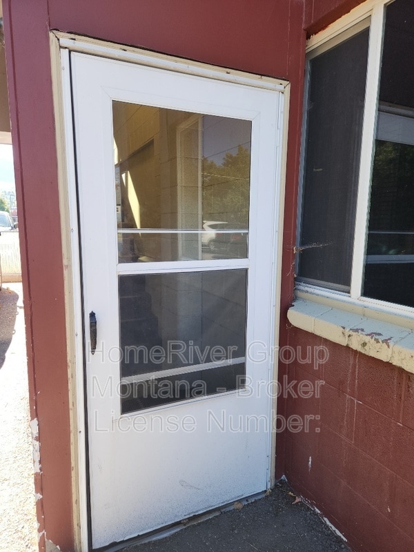 Photo - 100 South Ave E