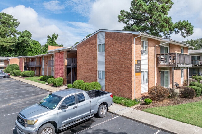 Building Photo - Harborstone Rental