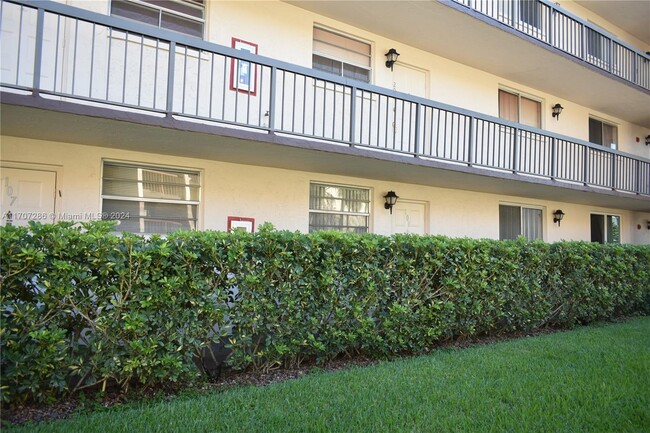 Photo - 7450 NW 17th St Condo Unit 108