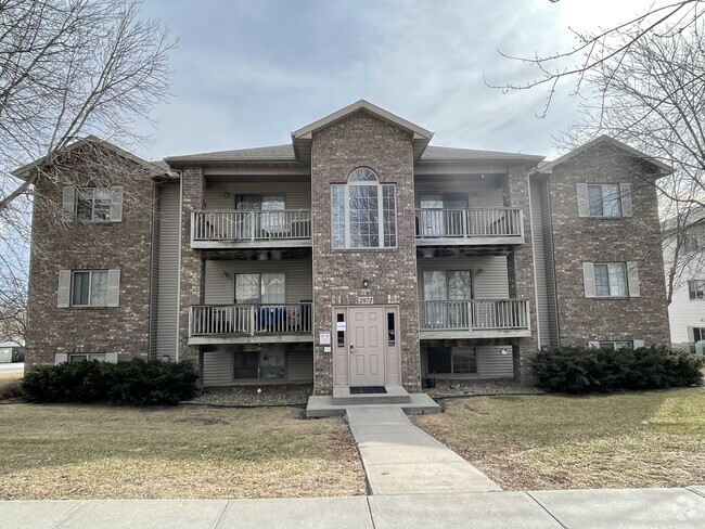 Building Photo - 2872 Coral Ct Rental