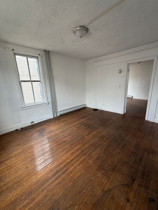 Photo - 49 S Front St Unit 1