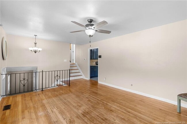 Photo - 1440 Marlborough Rd