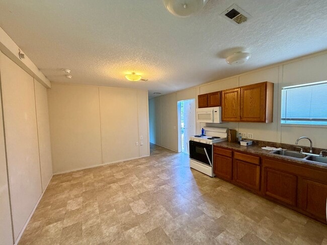 Photo - 3 bedroom 2 bath