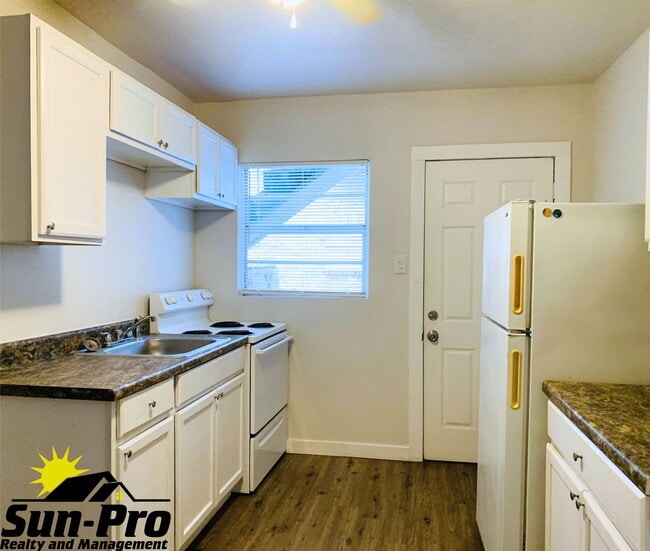 Photo - 708 Georgia St Unit 2