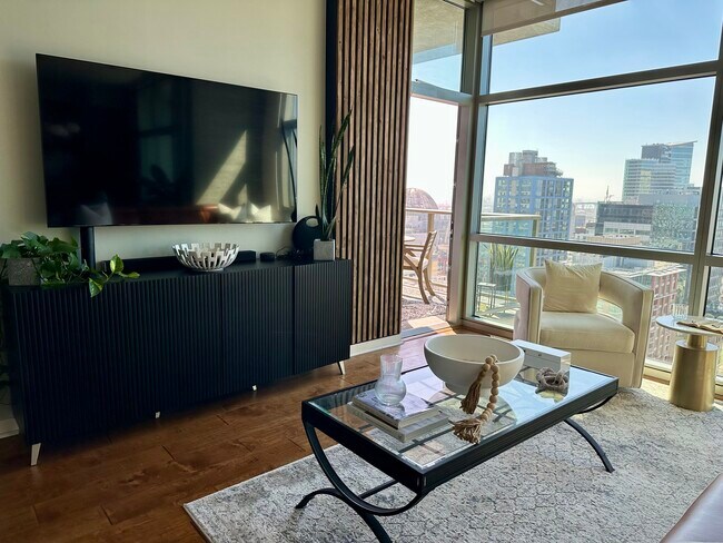 Photo - 800 The Mark Ln Unit 2206