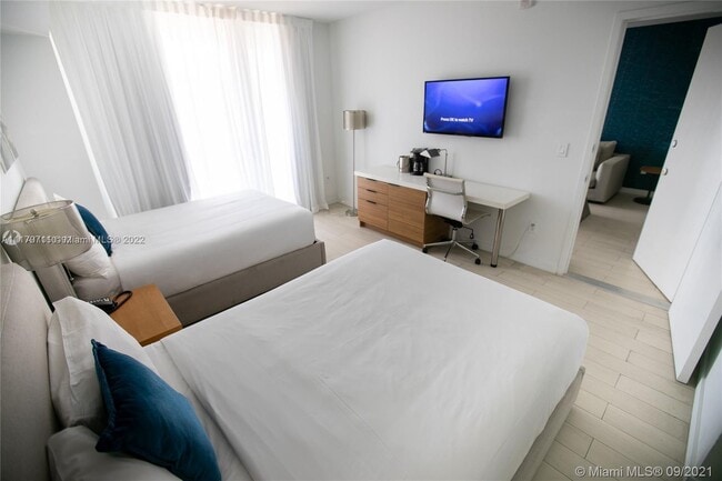 Photo - 2602 E Hallandale Beach Blvd Unit R905