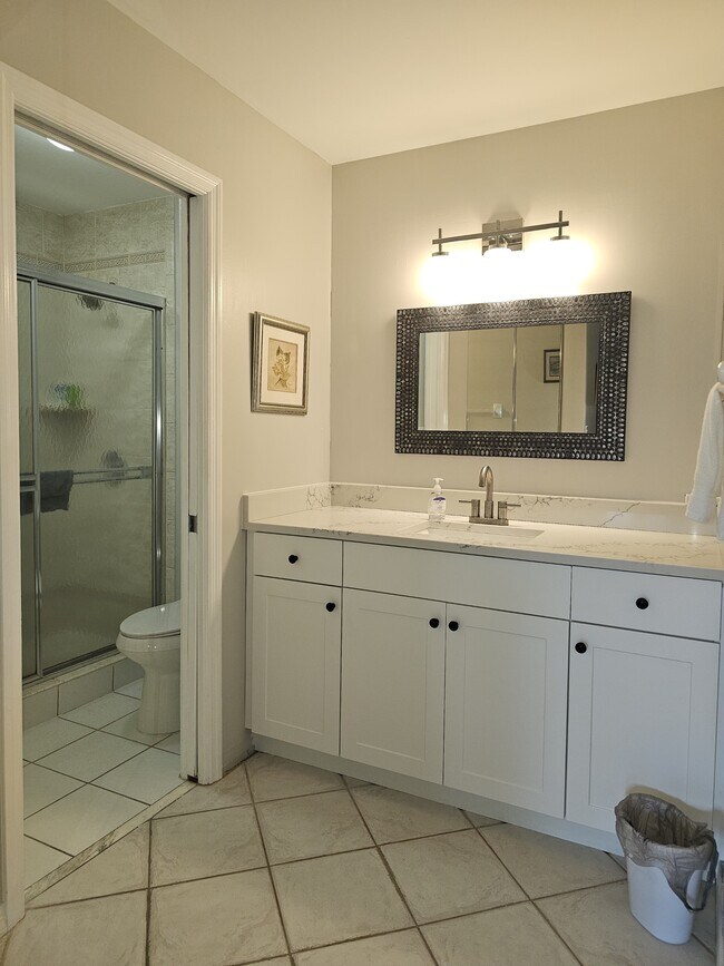 Photo - 529 Windsor Square