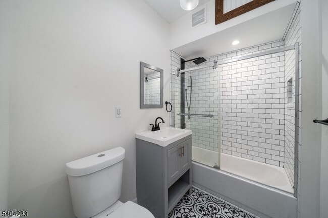 Photo - 9 Kling St Unit 2