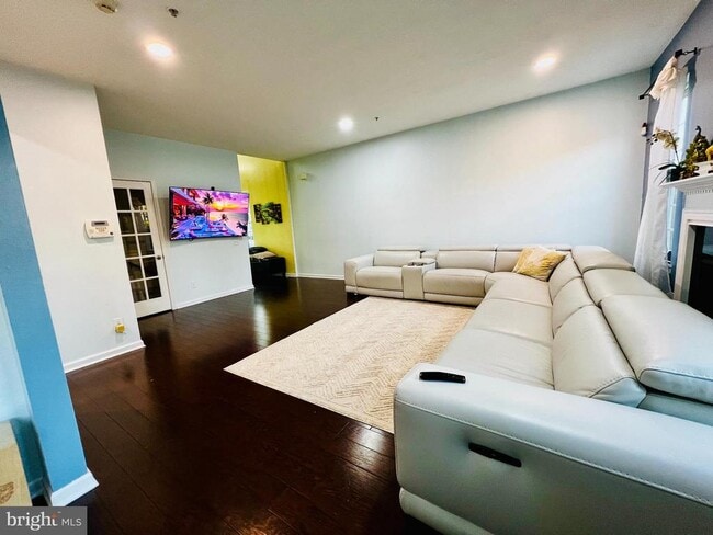 Photo - 209 Sills Ln