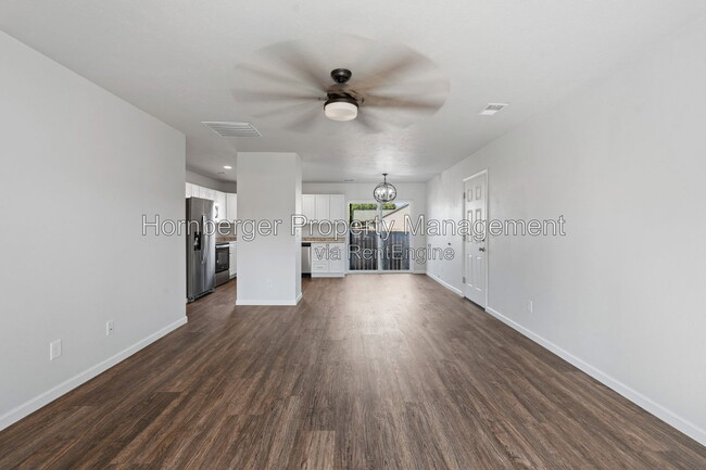 Photo - 14412 E Heroy Ln