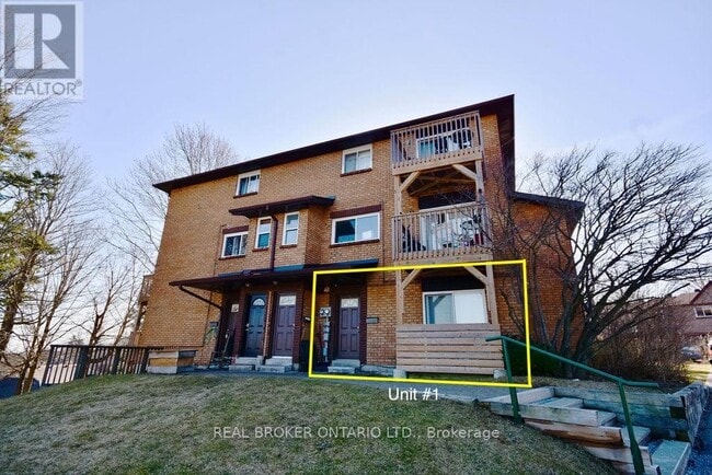 Photo - 30 Loggers Run Unit 1