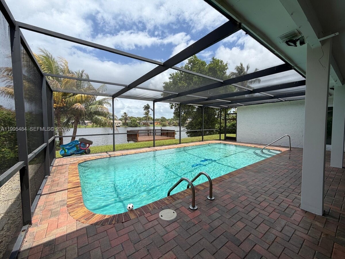 Photo - 11921 NW 31st Pl