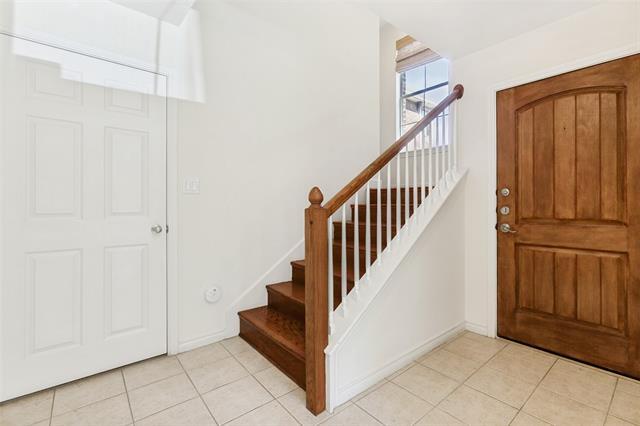 Photo - 2112 Grove Park Ln