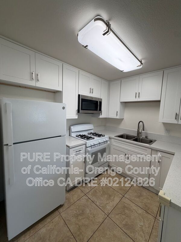 Photo - 7162 Heil Ave