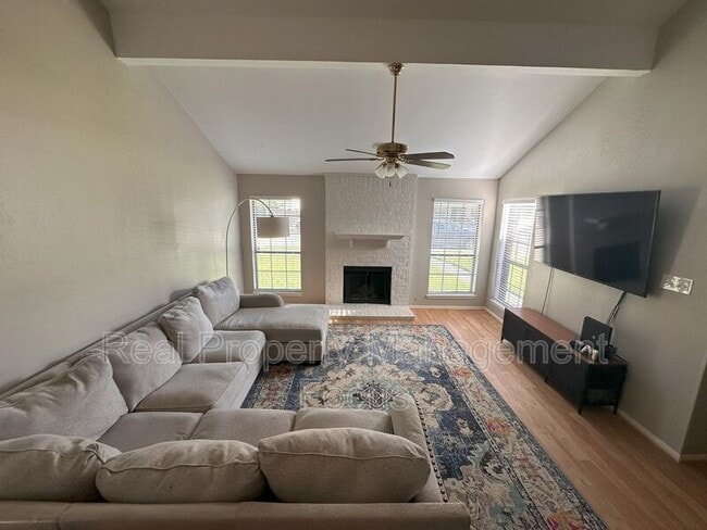 Photo - 1536 Timber Creek Rd