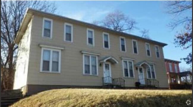 Building Photo - 127 S Woodlawn Ave Rental