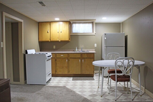 Photo - All utilities included in this 1-Bedroom, 1-Bath Garden-Level Apartment Unit 1707 S 10th Ave Apt 2