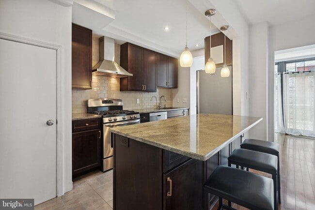 Photo - 1452 Spring Rd NW