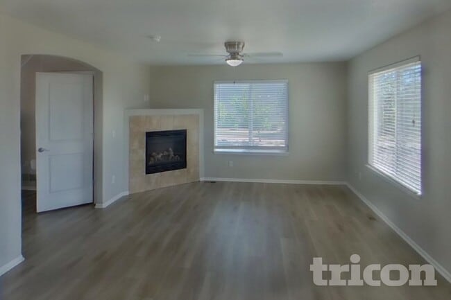 Photo - 2728 Sierra Springs Dr