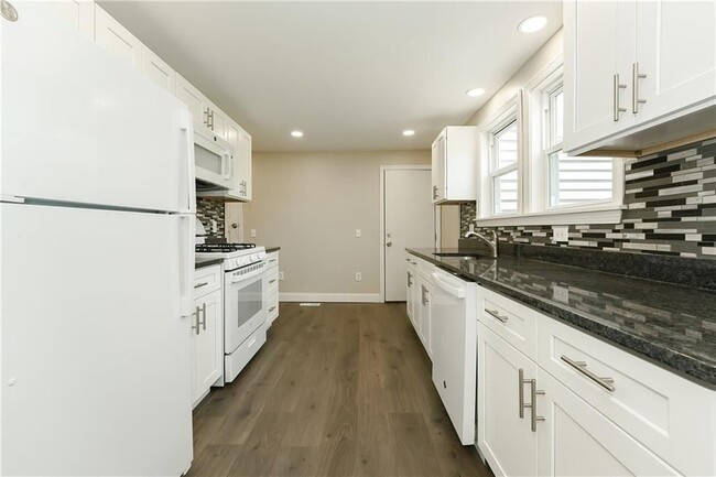 71 St Elizabeth St Unit 1