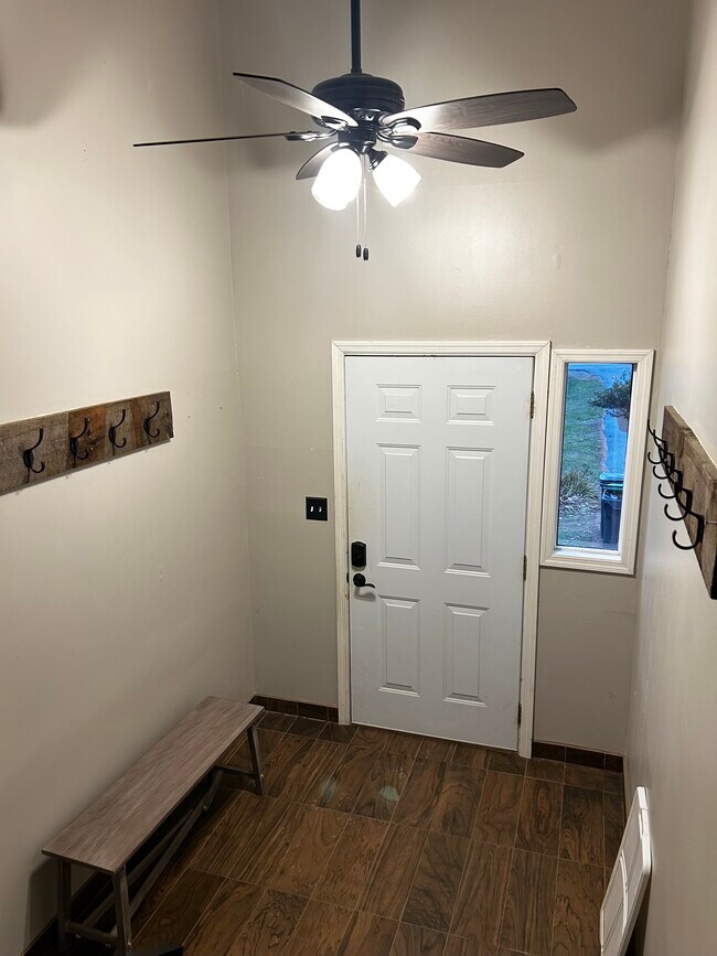 Photo - 292 Washington St Apartamentos Unidad 1