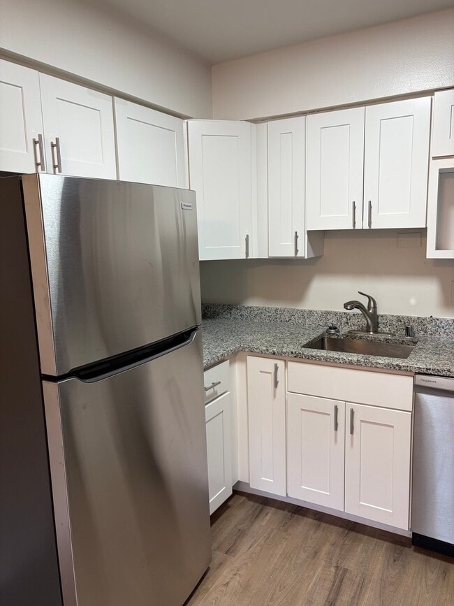 Photo - 2400 E Bradford Ave Unidad 307