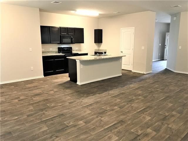 5820 Ronee Leah Dr