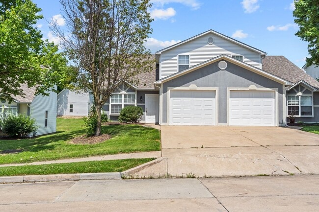 Building Photo - 3523-3525-3525 Prescott Dr Unit 3525 Prescott Dr.