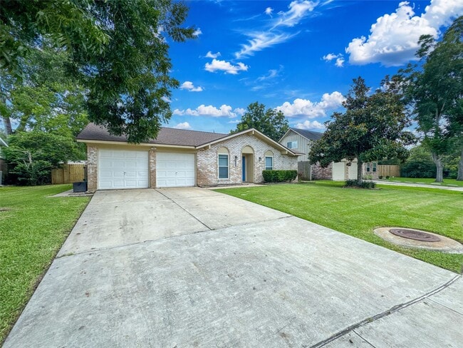 217 Mary Ann Dr