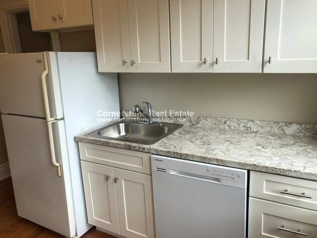 Photo - 52 Charlesgate E Unit 173