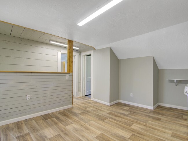 Photo - 313 N Beauregard St